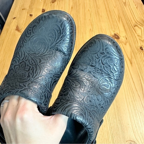 Dansko Ingrid Paisley Black Strap Buckle Slip On Work Slip Resistant Shoes 37 - Picture 8 of 13